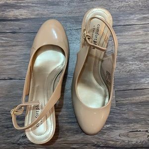 Nude heels, size 8